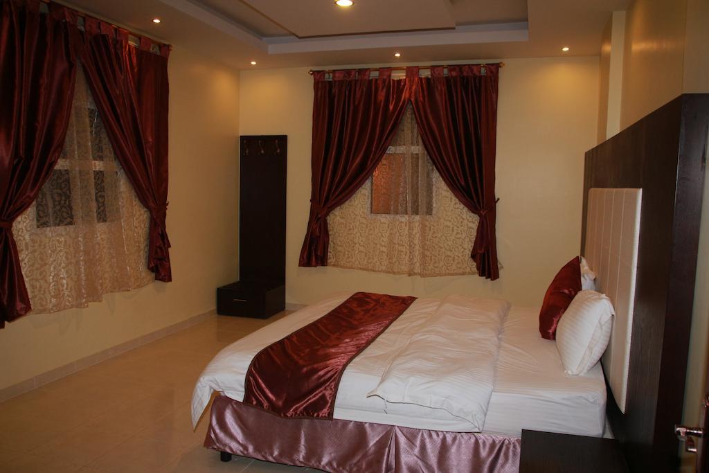 Fakhamat Al Orjoana & Suites Sakaka Exterior foto